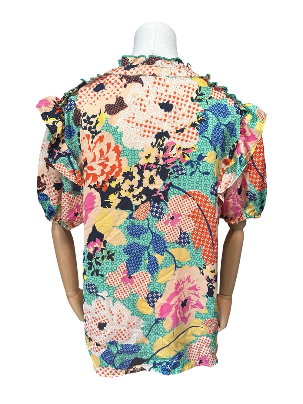 entro Multicolor Floral Patchwork V-Neck Ruffle Sleeve Top - Picture 5 of 9